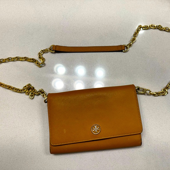 Tory Burch Handbags - Tory Burch Crossbody bag in brown